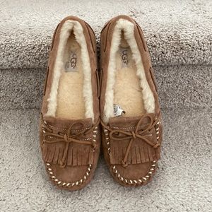 UGG Dakota Slipper